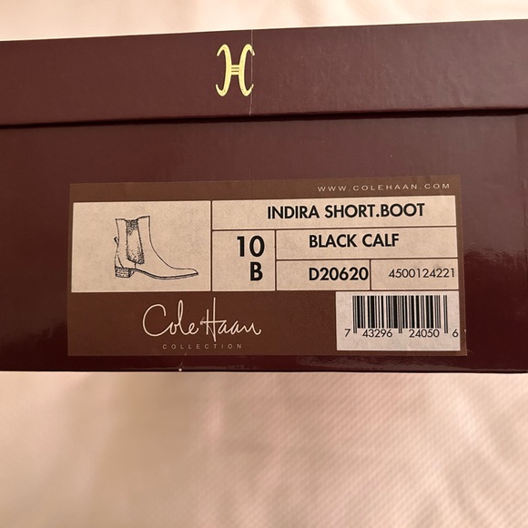 Cole Haan like new Indira Short Boot in black - women’s size 10. - Picture 2 of 5